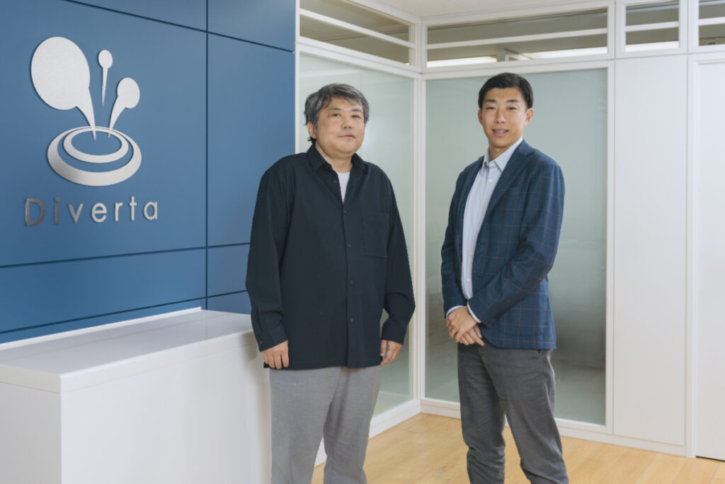 写真：ディバータの加藤氏と才流の栗原