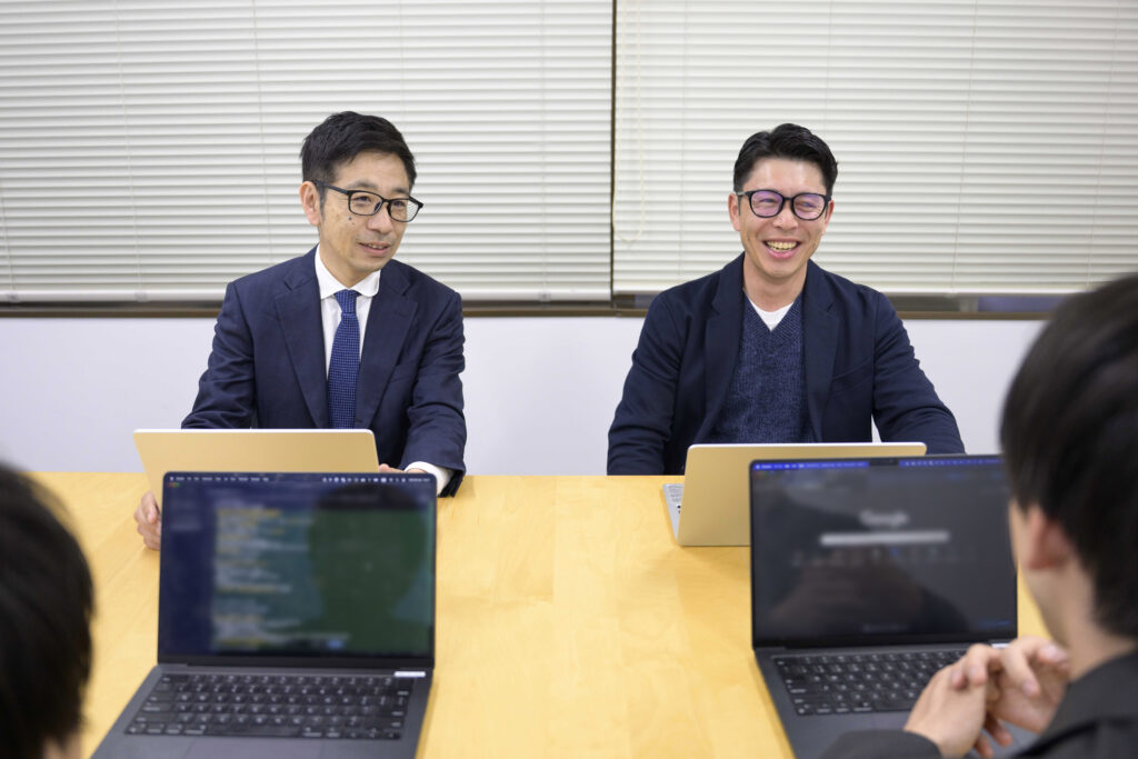 インタビューカット